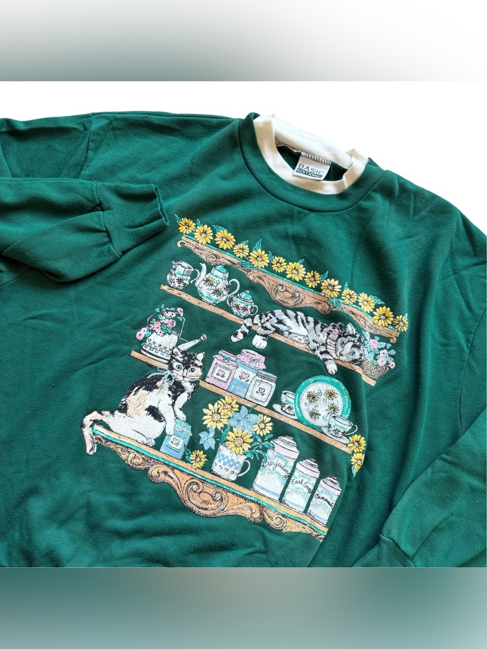 Vintage Basic Editions Cat Sweatshirt L Green Tea Floral Cottagecore Made in USA